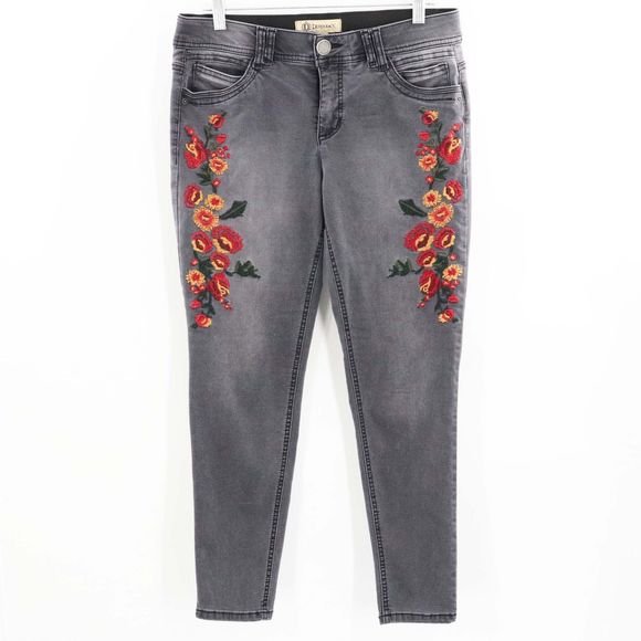 Democracy Denim - Democracy Slimming Boho Embroidered Skinny Jeans